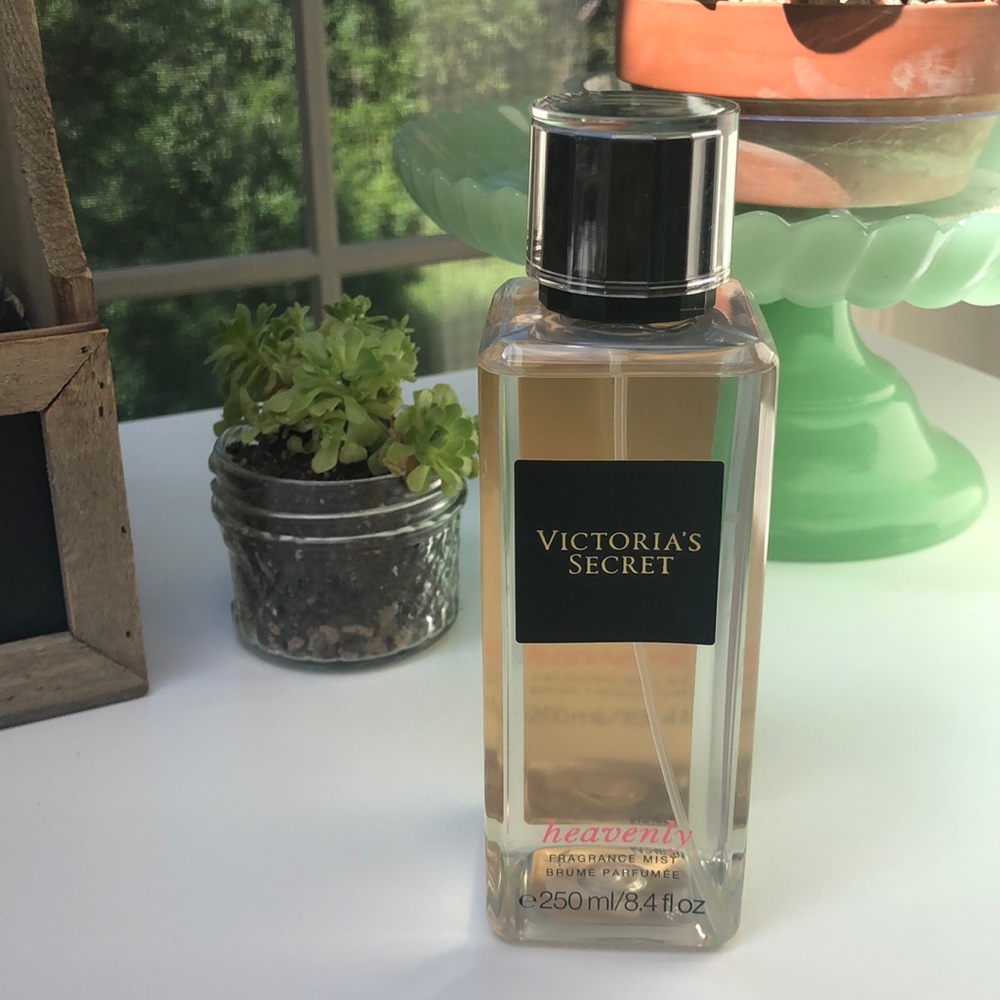 Victoria’s Secret Heavenly Fragrance Mist